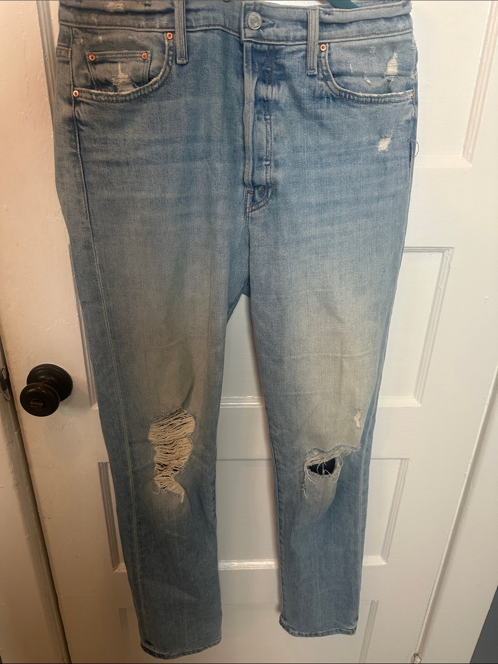MOTHER huffy skimp Light Blue Distressed Boyfriend Jeans